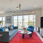 The Carter By Avantstay 2Nd Floor Sleeps 48