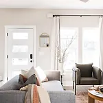 Stapleton Mcgraw By Avantstay 2 Units Sleeps 16 Spacious Home In Nashville