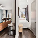 Argyle Rooftop Retreat *