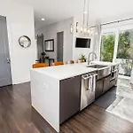 Argyle Rooftop Retreat Holiday home Nashville