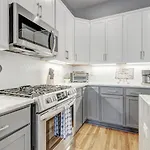 Rooftop Fire Pit + River Views 4br Sleeps 12 Holiday home Nashville