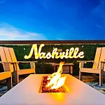 Argyle Rooftop Retreat