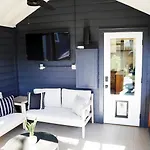 Chic Music Retreat &