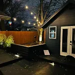 Chic Music City Retreat & Studio