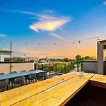 Argyle Rooftop Retreat Holiday home *