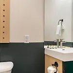 Sleeps 16 3 Units In Downtown Nashville Private Balcony Conway By Avantstay