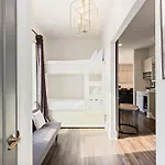 Argyle Rooftop Retreat *