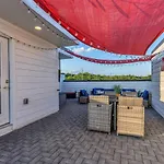 Rooftop Fire Pit + River Views 4br Sleeps 12 Holiday home Nashville