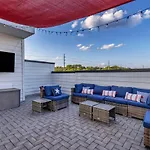 Rooftop Fire Pit + River Views 4br Sleeps 12 * Nashville