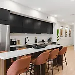 Apartment Penthouse River View With Patio And Parking Near Downtown Nashville