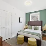 Central 3Br Apt Minutes To Downtown| Parking