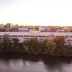 Nashville 2Br2Bthsleep 6, Walk To Broadway! Pool