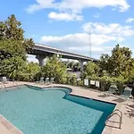 Nashville 2Br2Bthsleep 6, Walk To Broadway! Pool Apartment Nashville