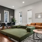 Downtown Views With Rooftop Golf Grill And Firepit Only 8min To Broadway *