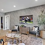Holiday home Hyve-the Cosmo-walk To Broadway