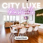 Downtown Luxury - 10 Beds & Free Parking * Nashville