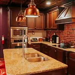 Holiday home Printers Alley Downtown Mansion Nashville