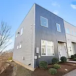 Skyline View-patio & Fire Pit-mins To Germantown Holiday home Nashville