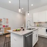 Holiday home Double Time - Ping-pong Table - Mins To Germantown Nashville