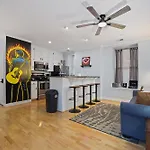 Apartment Historic Honky Tonk Hideaway Nashville