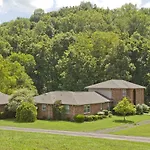 Brenda Lee History 4br Retreat Pool Hot Tub Villa