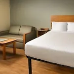 Woodspring Airport Hotel Nashville