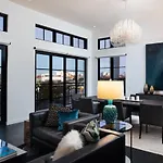 121 Hotel