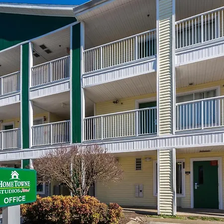 Hometowne - Airport/briley Pkwy Hotel 2*