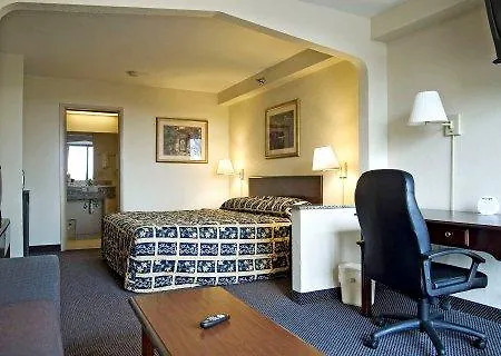 Hotel 6-nashville, Tn - Airport