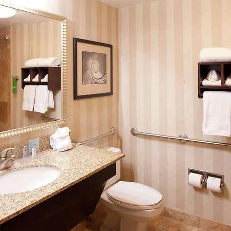 Hotel Hampton / Vanderbilt