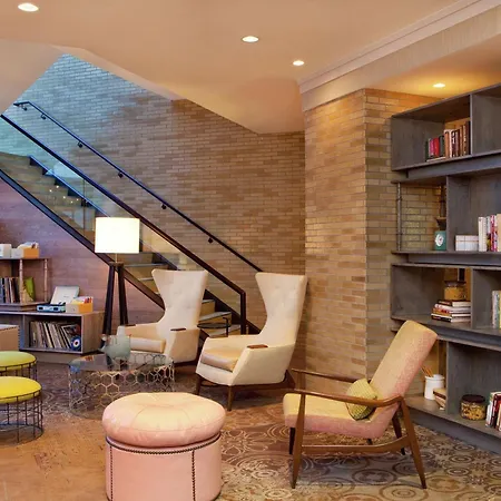Doubletree By Hilton Downtown Hotel Nashville