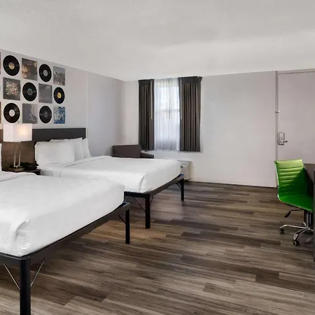 Hotel Hillside Crossing 3*