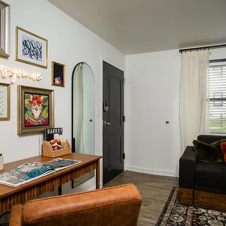 Abode - Marathon Village Near Downtown Apartment