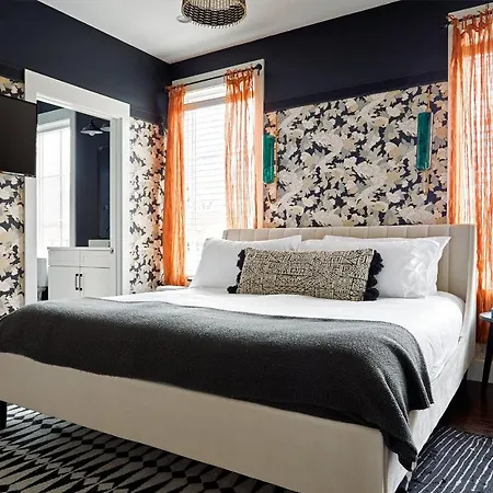 Posh Penthouse In Walkable Neighborhood To So Much * Nashville