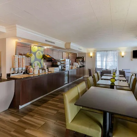 Hotel La Quinta By Wyndham South