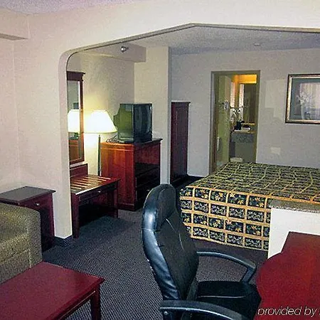 Hotel 6-nashville, Tn - Airport Nashville