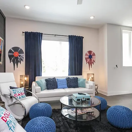 Vibe 851 Holiday home