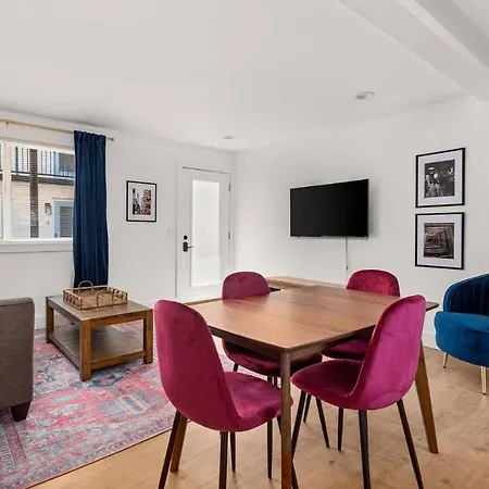 Kensington 2102-09 Holiday home *