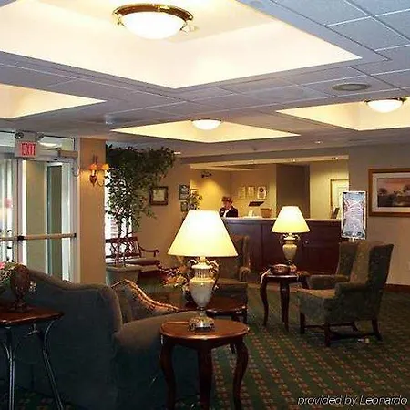 Homewood Airport Hotel 3*