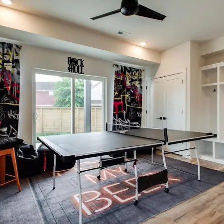 Holiday home Rock N' Roll Huge Space & Games Nashville