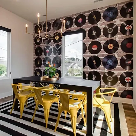 Holiday home Rock N' Roll Huge Space & Games *