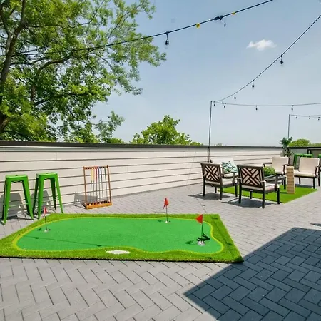 Holiday home New High Note Rooftop Views 10 Beds Near Dt Nashville