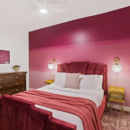Holiday home Hyve - The Peacock - Walk To Broadway
