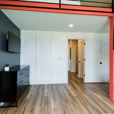 Rock N' Roll Huge Space & Games Holiday home Nashville