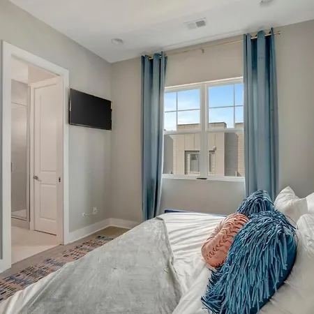 Double Lux 26beds 2 Rooftop Views Free Parking Holiday home *