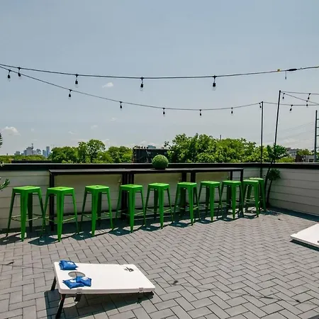 New High Note Rooftop Views 10 Beds Near Dt Holiday home Nashville