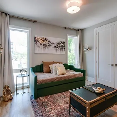 New High Note Rooftop Views 10 Beds Near Dt Holiday home