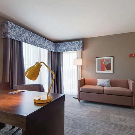 Hampton & By Hilton North Skyline Hotel Nashville