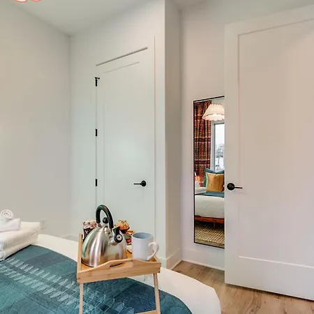 - 815 Main St Unit 203 4*