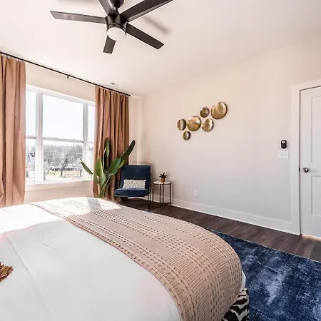 Holiday home - 230 Oceola Ave